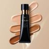 Clé de Peau Beauté Radiant Cream Foundation (Various Shades) thumbnail 3
