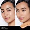 NARS Light Reflecting Foundation kirkastava meikkivoide luonnolliseen ilmeeseen Sävy SAHEL 30 ml thumbnail 4