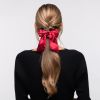 Notino Grace Collection Satin bow scrunchie hiuslenkki 1 kpl thumbnail 4