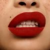 Yves Saint Laurent Tatouage Couture Velvet Cream runsaspigmenttinen voidemainen huulipuna antaa mattavaikutelman sävy 212 Rouge Rebel 6 ml thumbnail 4