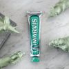 Marvis The Mints Classic Strong hammastahna maku Mint 25 ml thumbnail 4