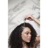 Aveda Scalp Solutions Overnight Scalp Renewal Serum yöseerumi hiuspohjan terveyden tueksi 50 ml thumbnail 4