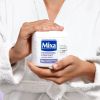 MIXA Panthenol Comfort elvyttävä vartalovoide kuivalle ja atooppiselle iholle 400 ml thumbnail 5