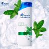 Head &amp; Shoulders Menthol Fresh hilsettä ehkäisevä shampoo 400 ml thumbnail 3