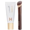 Hourglass Hydrating Skin Tint and Soft Glow Foundation Brush Bundle 35ml (Various Shades) thumbnail 1